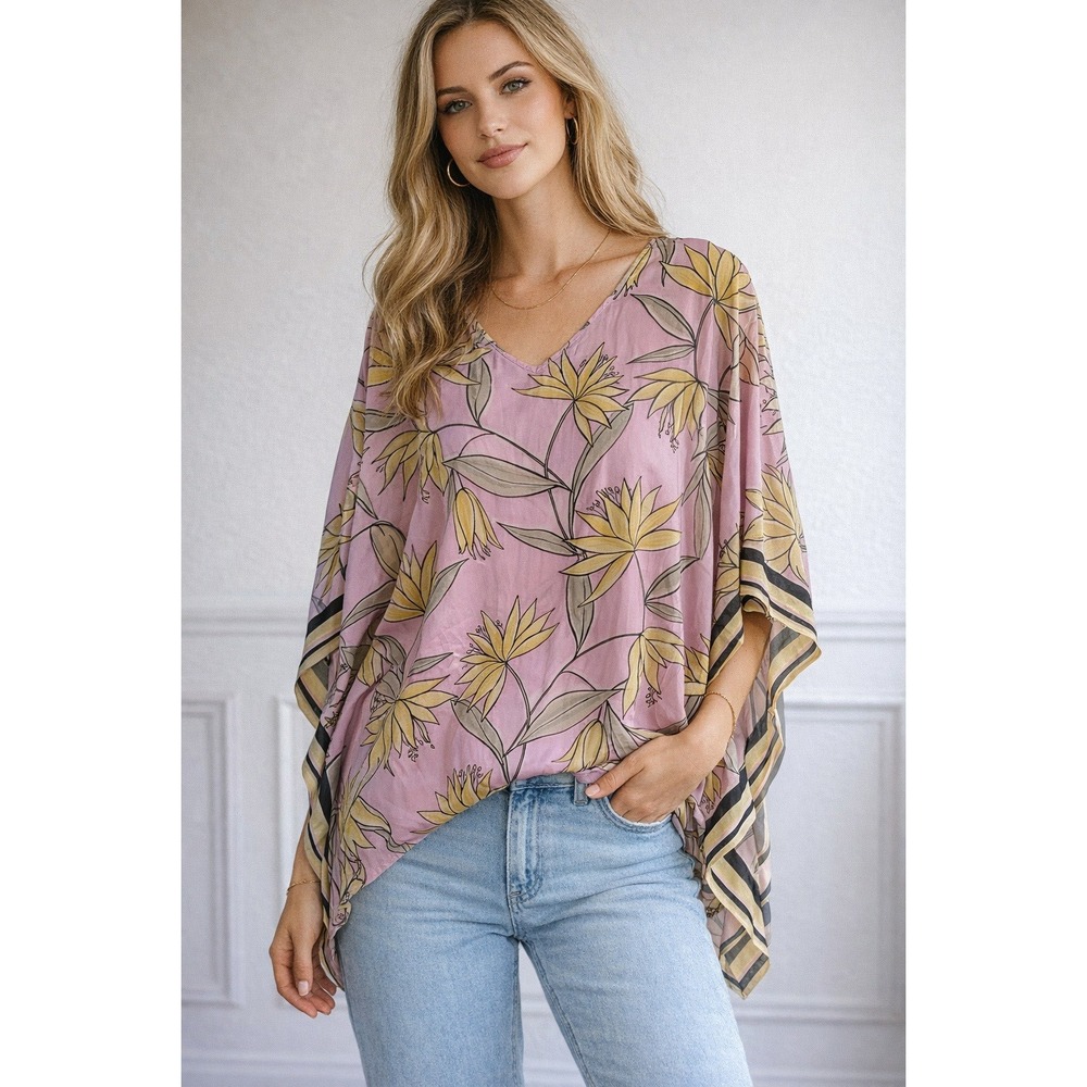 Belle by Kim Gravel Woven Floral Water Lily Print Poncho Blouse Kimono Sleeve‎ M